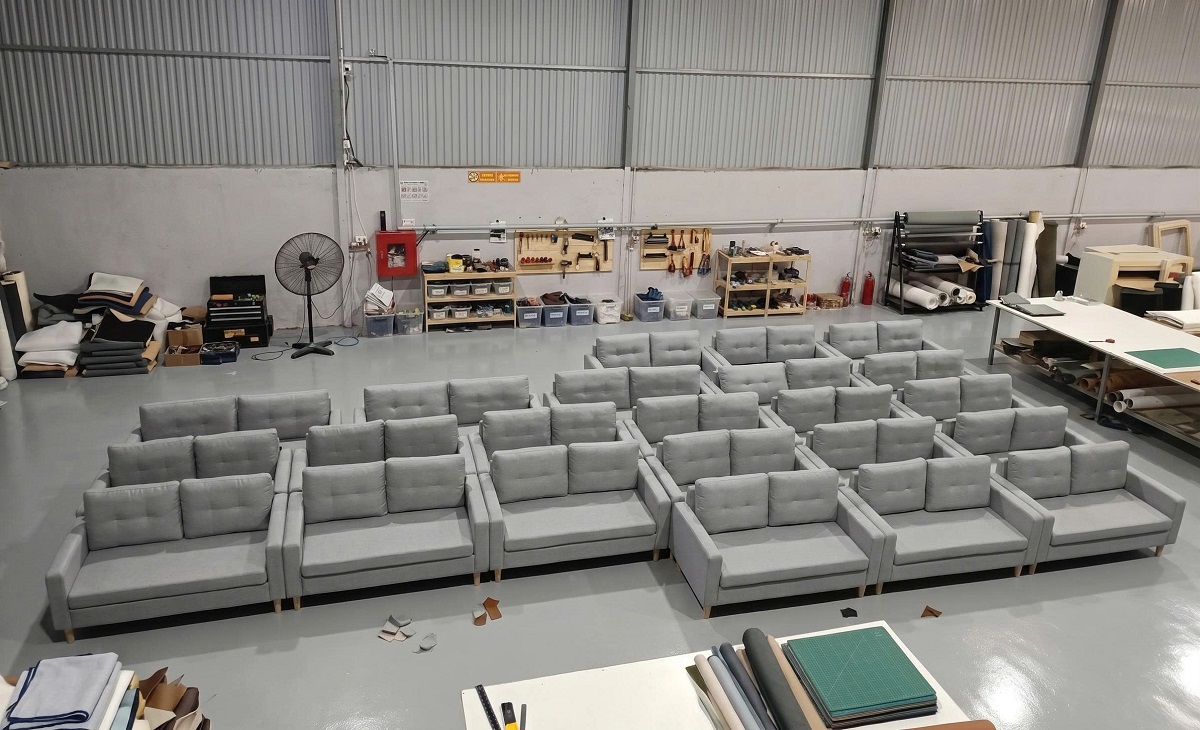 Xưởng sản xuất và đội ngũ thợ HNSOFA